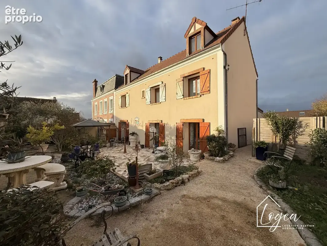 Photo Maison à Nanteuil-Les-Meaux au prix de 500 000€