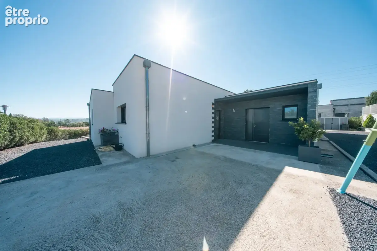 Maison d'architecte - Quatre chambres - Quatre salle d'eau -  Piscine - Terrain clôturé - Arboré - DPE A - photo 10