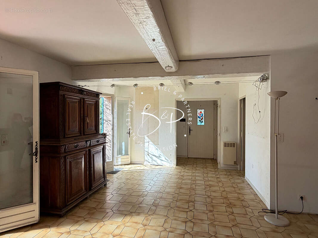 Maison à LORGUES
