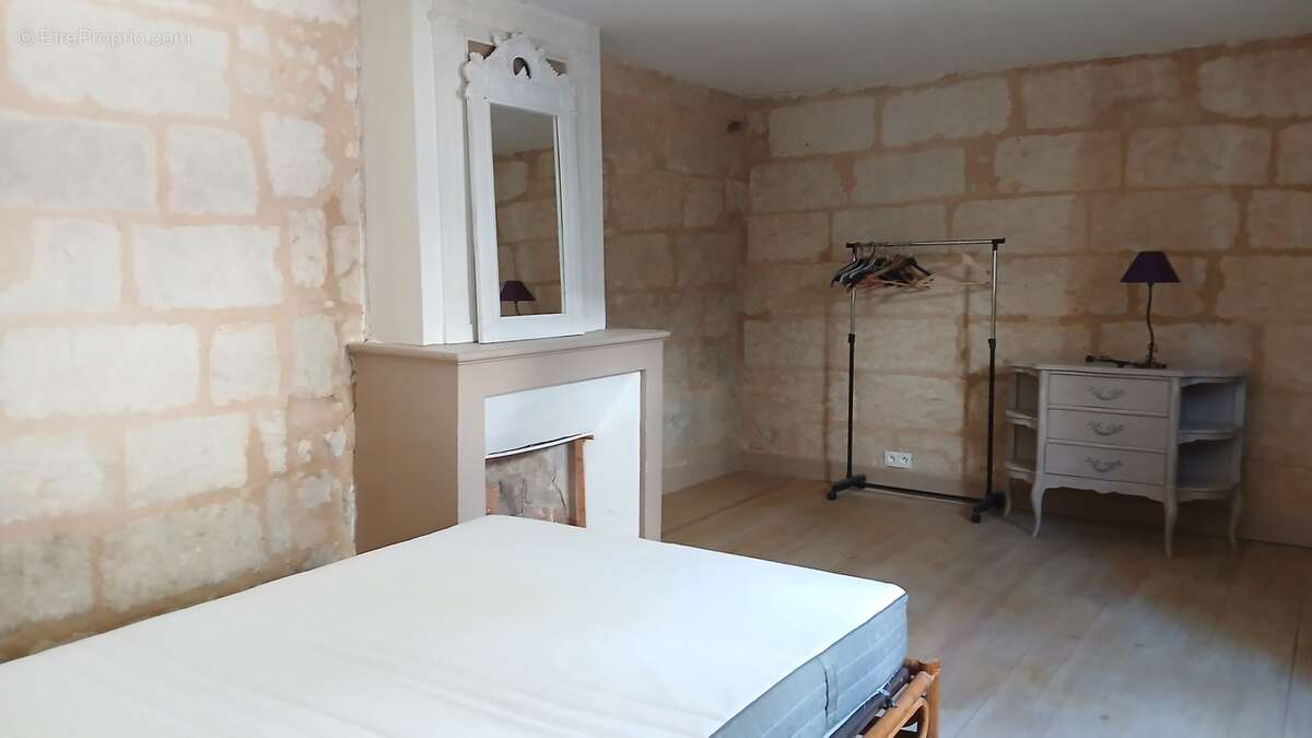 Maison 133 m² à Aubeterre-Sur-Dronne  - photo 9