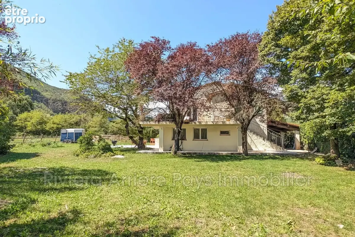 Maison 115 m² à Entrevaux  - photo 7