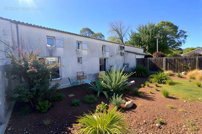 Maison à vendre 7 pièces MESCHERS SUR GIRONDE (17) - photo 16