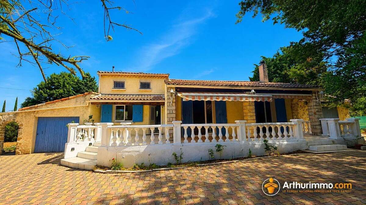 Maison à POURRIERES