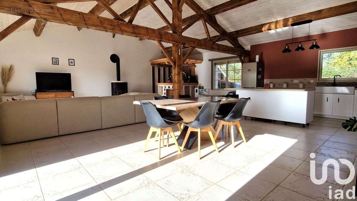 Photo 3 - Maison à MERVENT