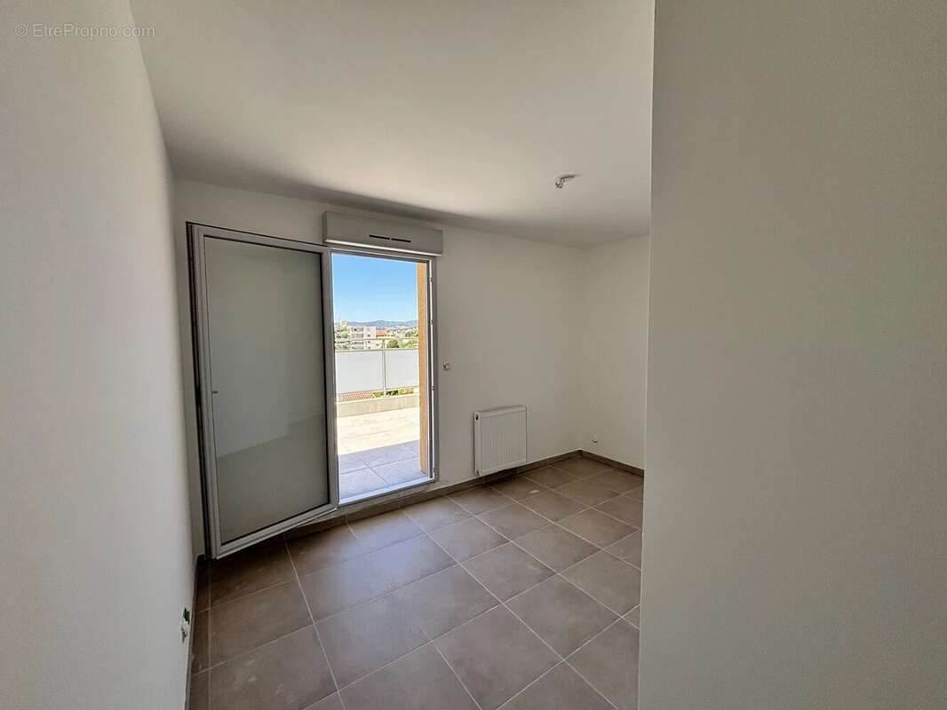 Appartement à SIX-FOURS-LES-PLAGES