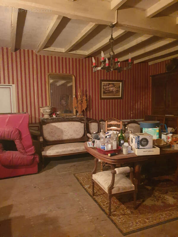 Maison à BARBEZIEUX-SAINT-HILAIRE