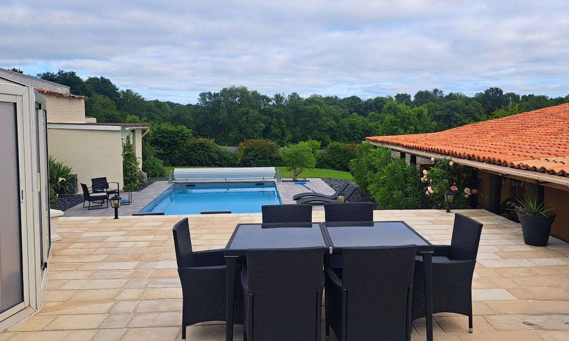 Maison à GUITINIERES