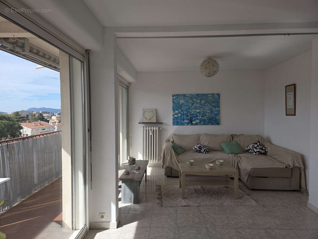 Appartement à LA VALETTE-DU-VAR