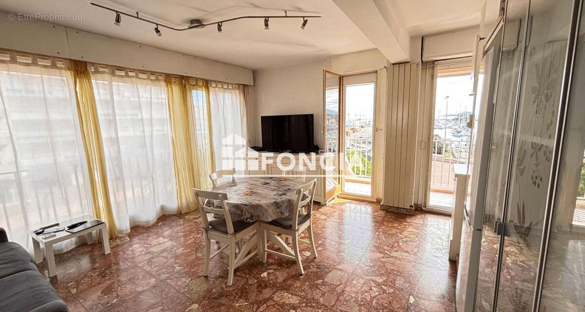 Appartement à SAINT-CYPRIEN