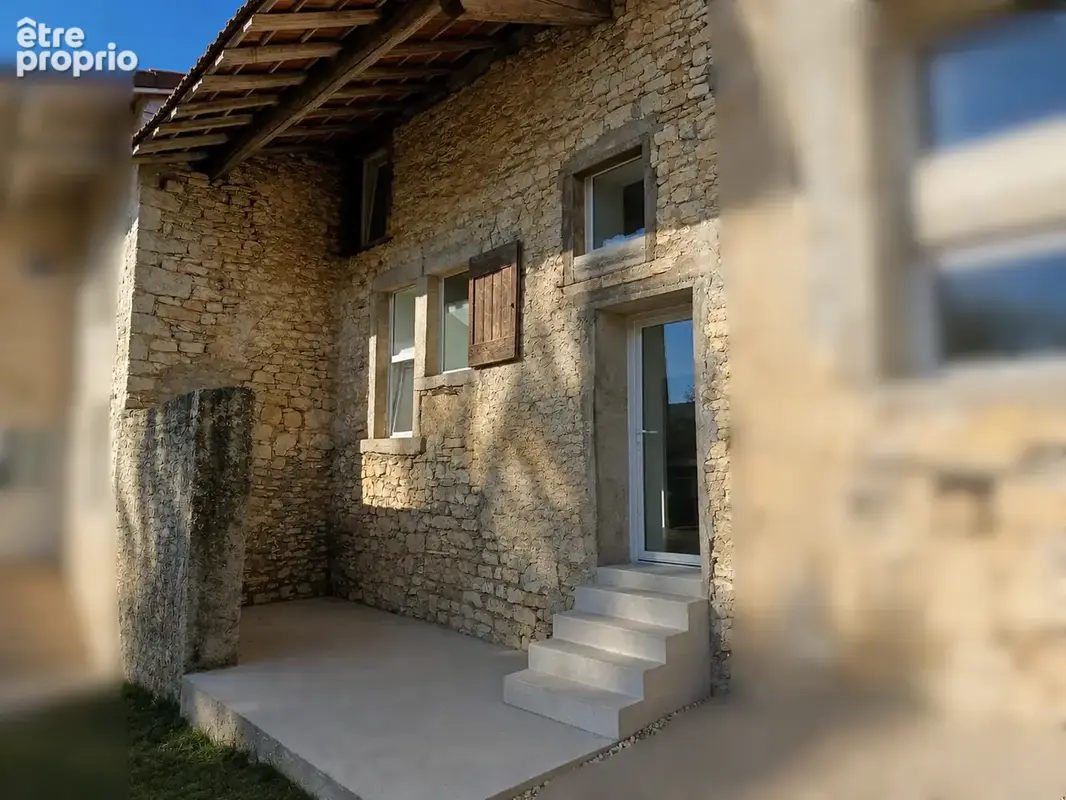 T2 40 m2   Terrasse   Garage + parking   Bohas-Meyriat-Rignat - photo 2