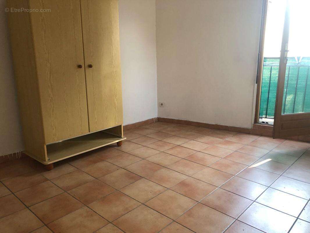 Appartement à PAULHAN