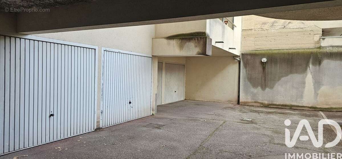 Photo 3 - Parking à AVIGNON