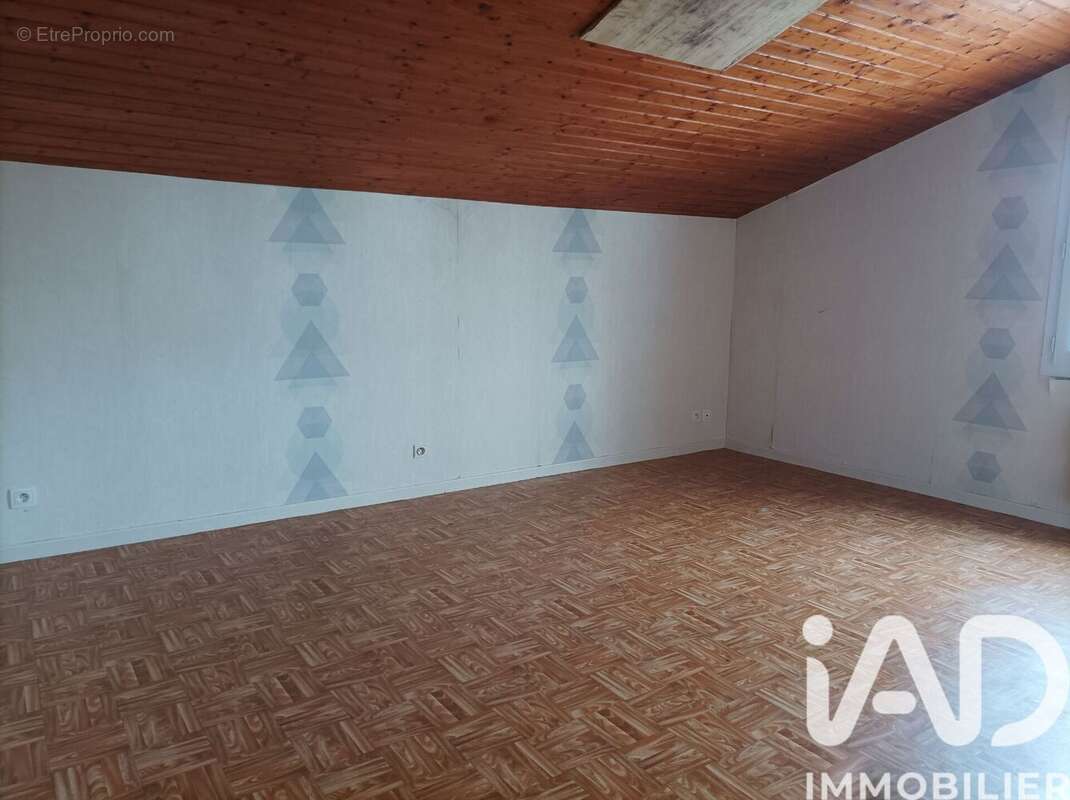 Photo 8 - Maison à LE GUA