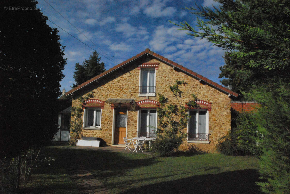 Maison à VAIRES-SUR-MARNE