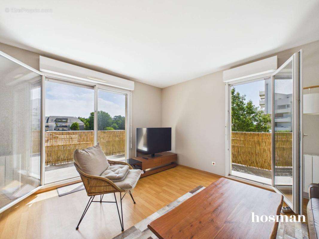 Appartement à SAINT-SEBASTIEN-SUR-LOIRE
