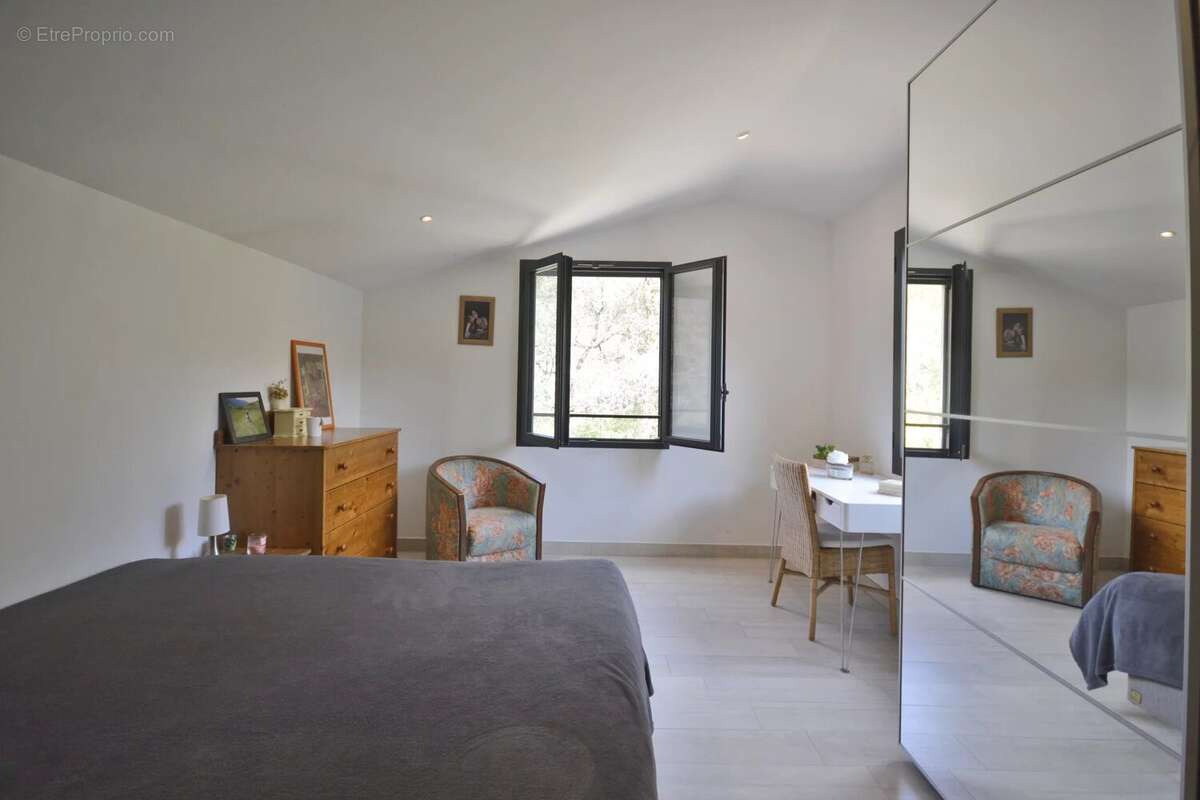 Maison à MOUANS-SARTOUX