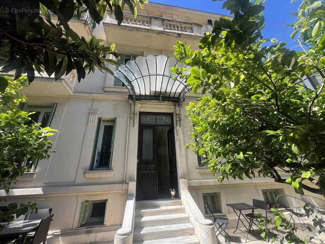 Appartement à NICE