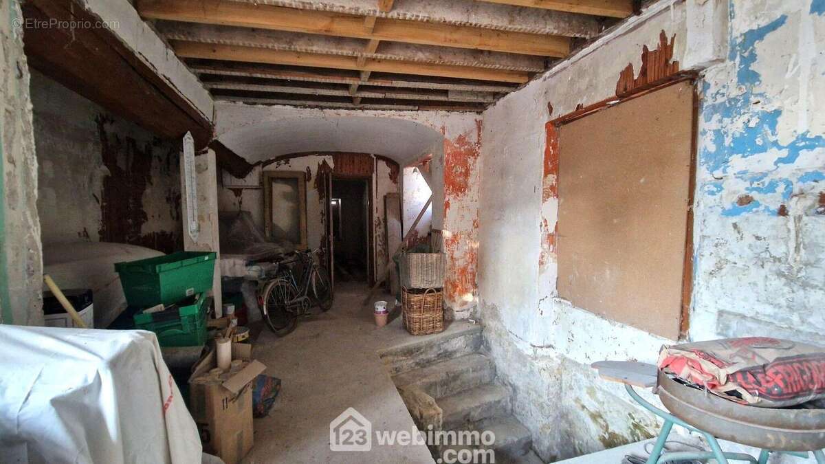 Découvrez ce plateau en rez de chaussée - Appartement à LAON