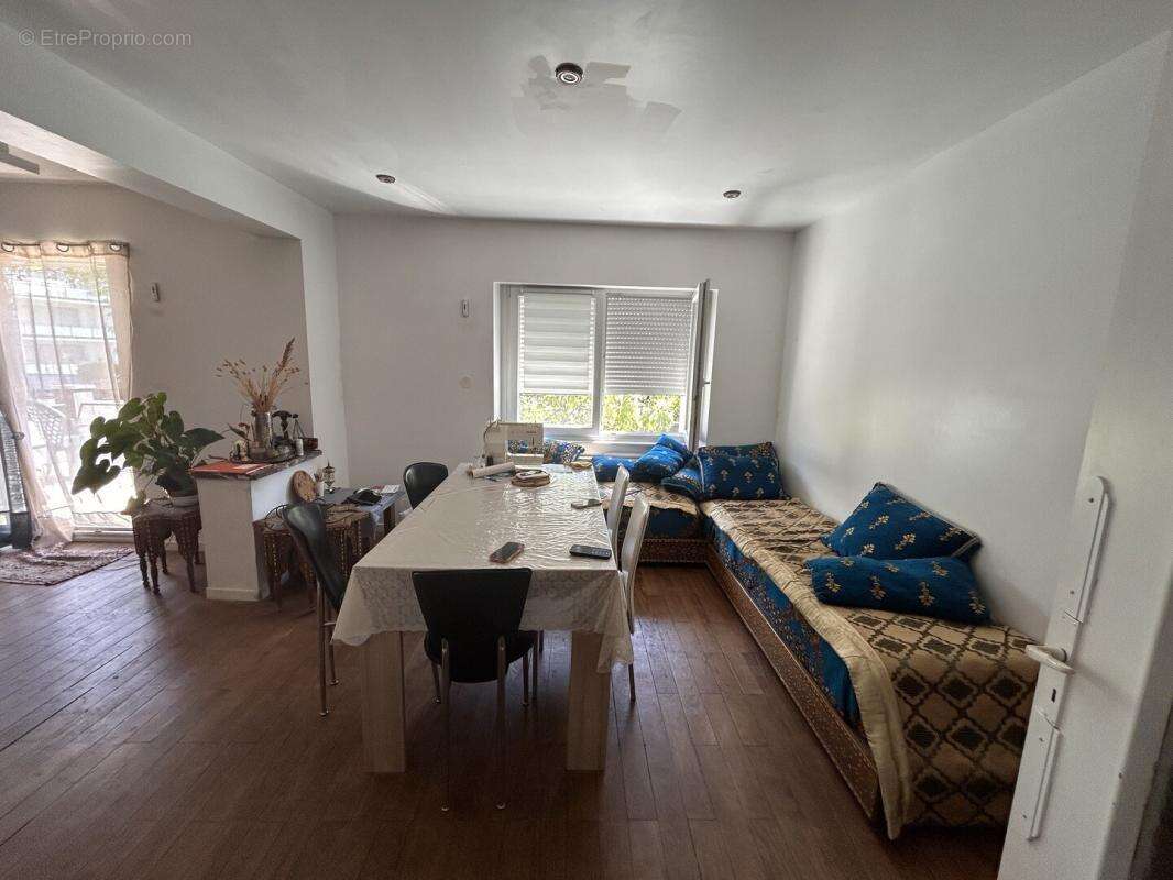 Maison de plain-pied, 6 pièces, 124 m2, sur 4,84 ares à Cernay (68700) - photo 4