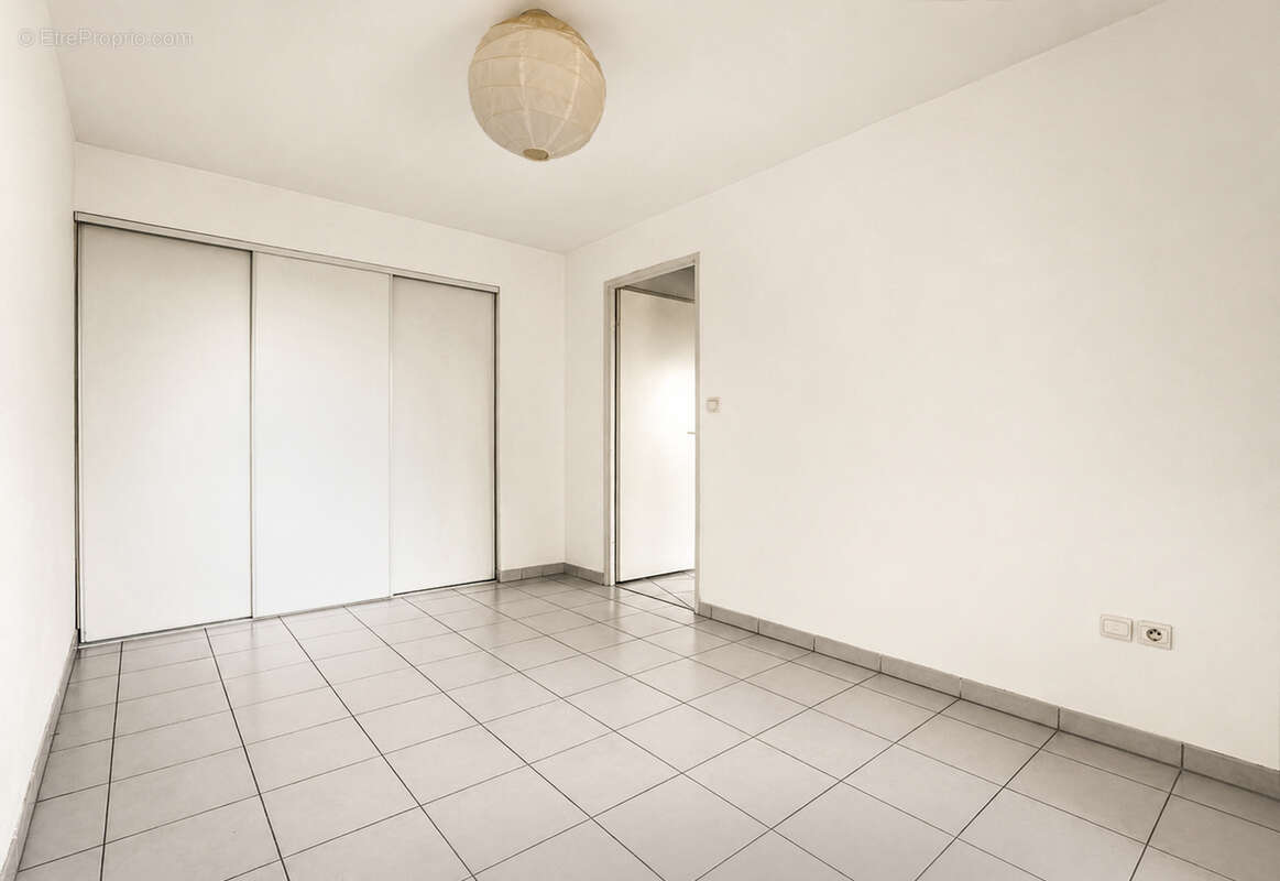 En exclusivité ! Appartement T3 de 68 m2 situé au 1er étage, dans le quartier recherché de Croix-Daurade. - photo 10