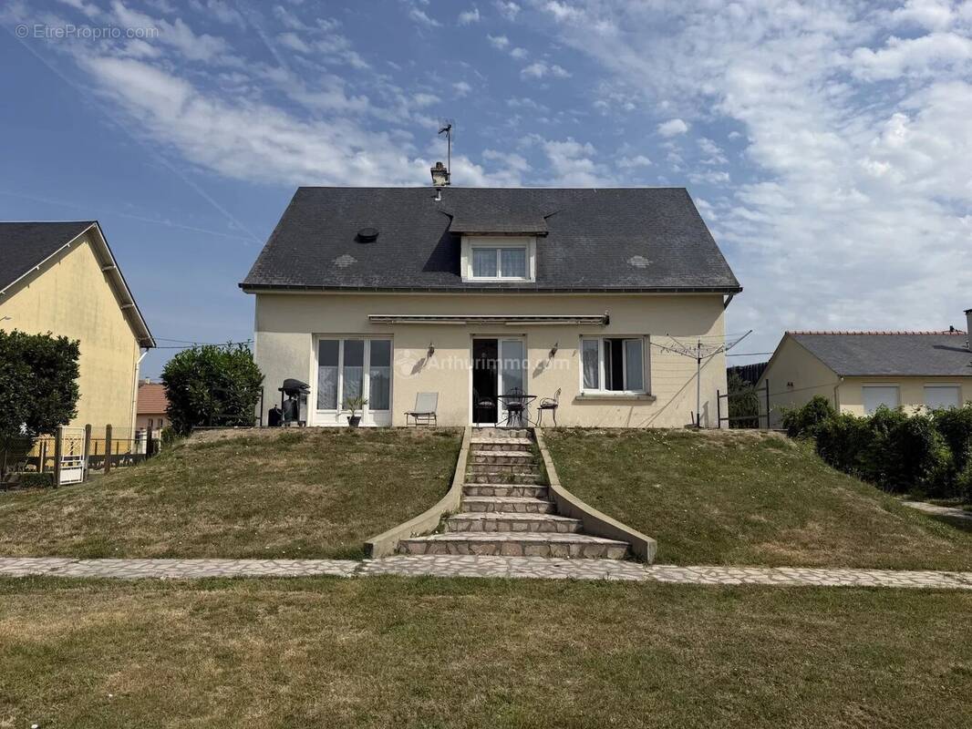Maison à VOUVRAY-SUR-LOIR