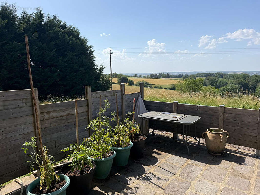 Ensemble immobilier de caractère avec revenus locatifs ? Combrailles - photo 14