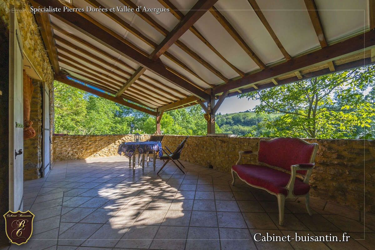 Maison à LE BOIS-D'OINGT