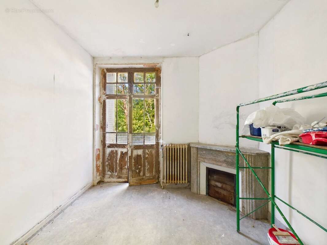 Un bien d'exception au potentiel rare, au cœur de Piégut-Pluviers ! - photo 8