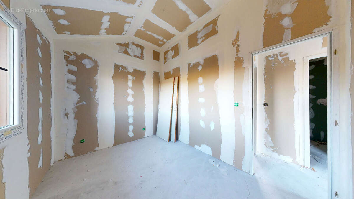 Appartement à VAULNAVEYS-LE-HAUT