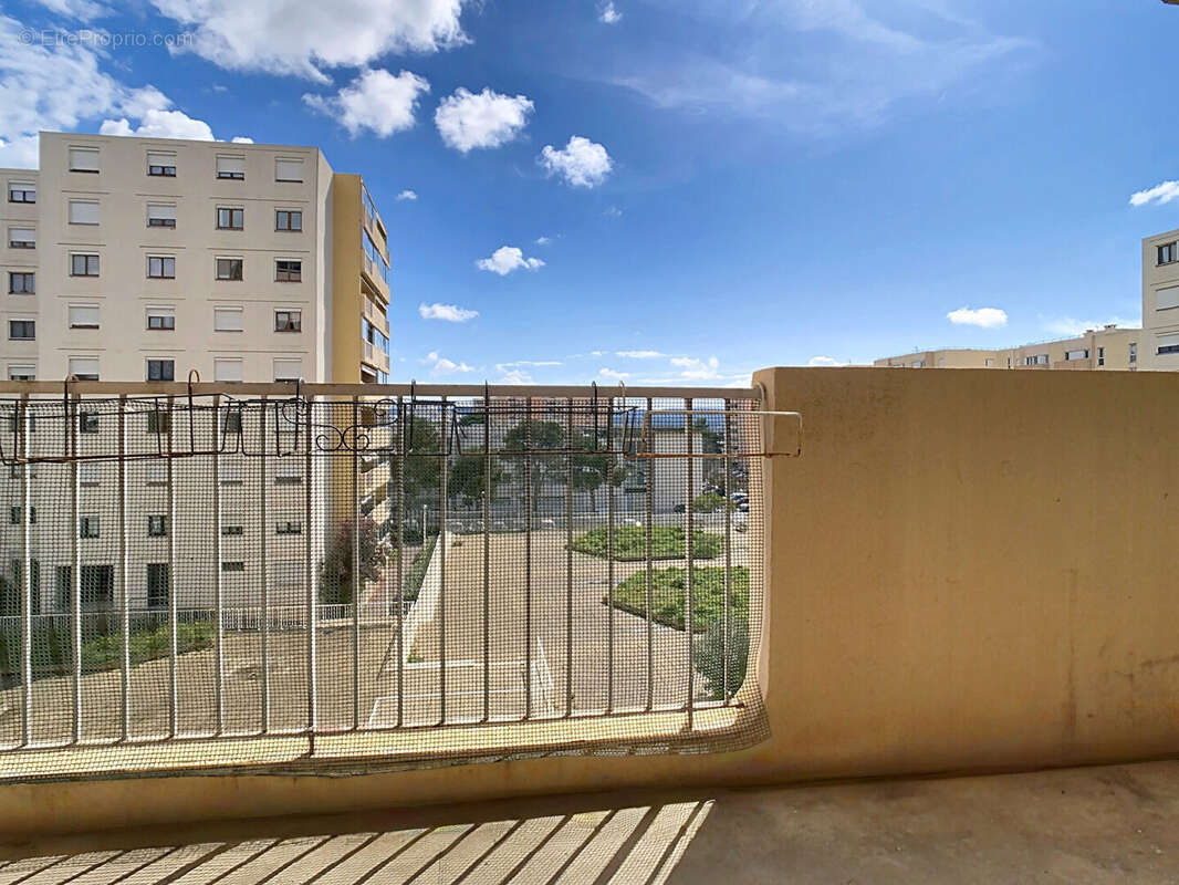 Appartement à VITROLLES