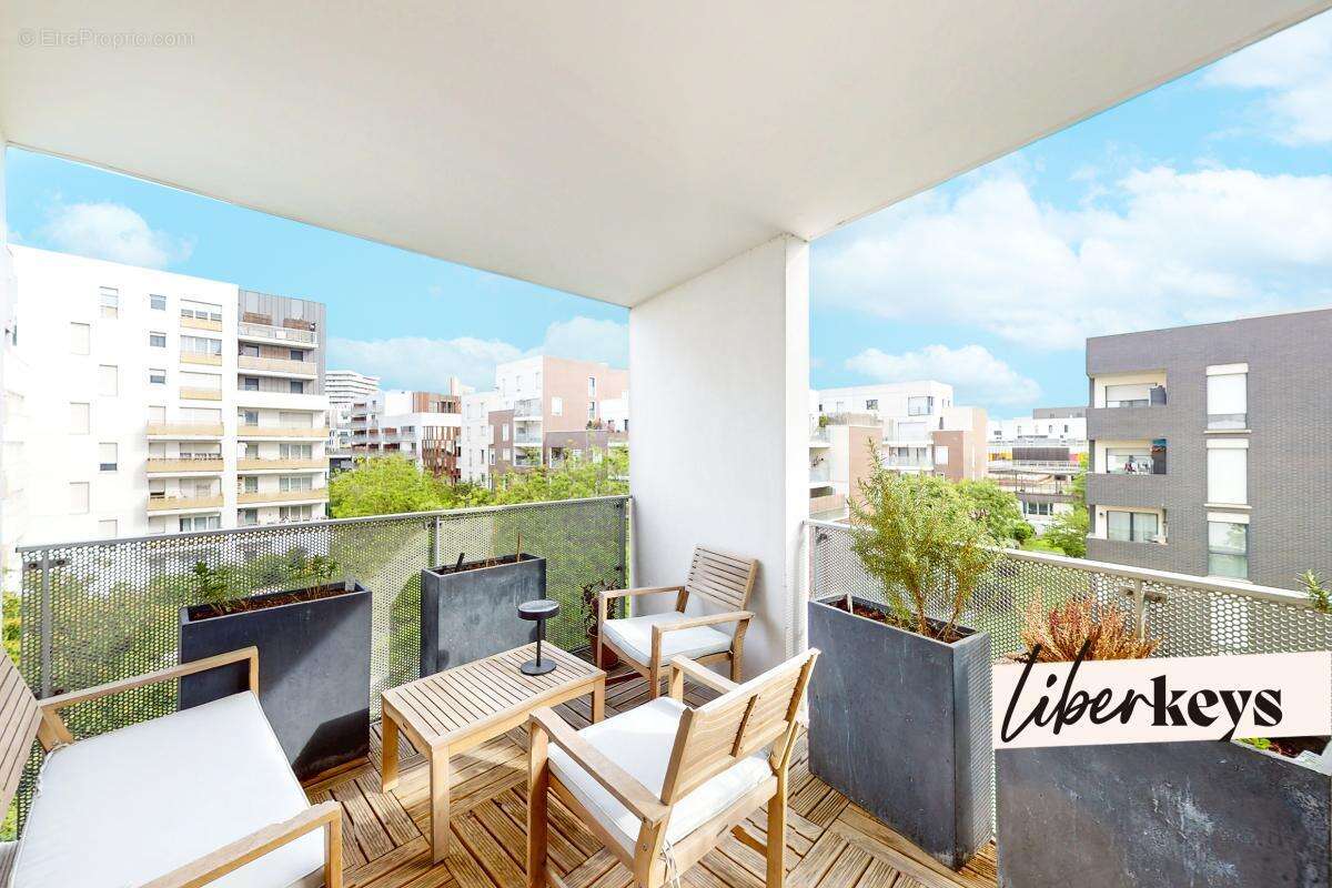 Appartement à GENNEVILLIERS