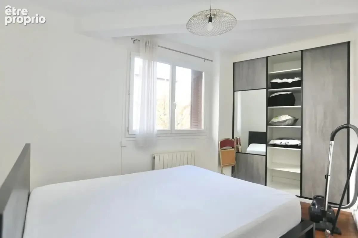 Appartement 2 pièces quartier Hôtel de Ville - photo 6