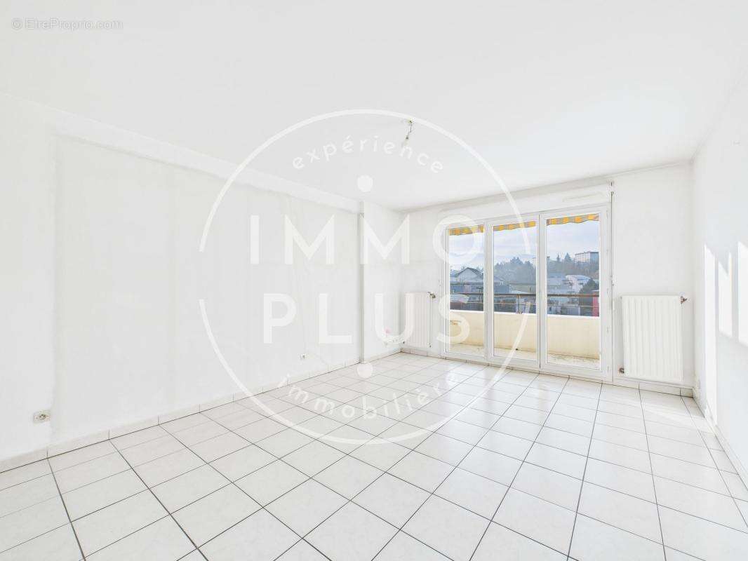 Appartement à CRAN-GEVRIER