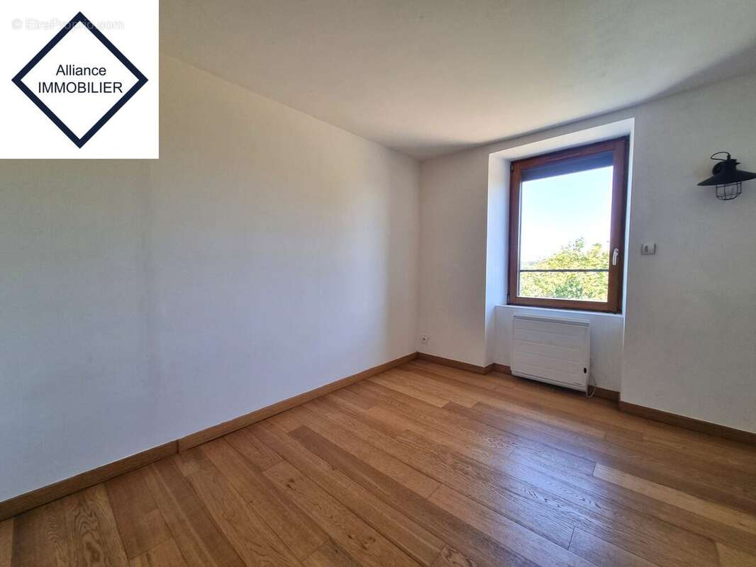 Maison 100 m² à Montauban-De-Bretagne  - photo 6