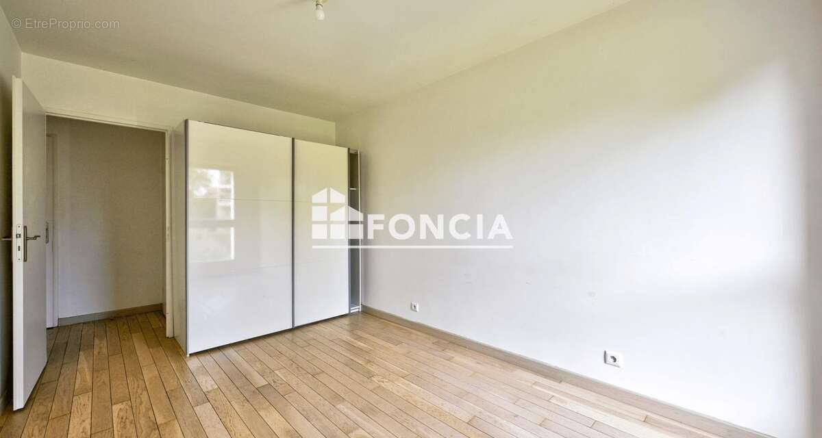 Appartement à BOIS-D'ARCY