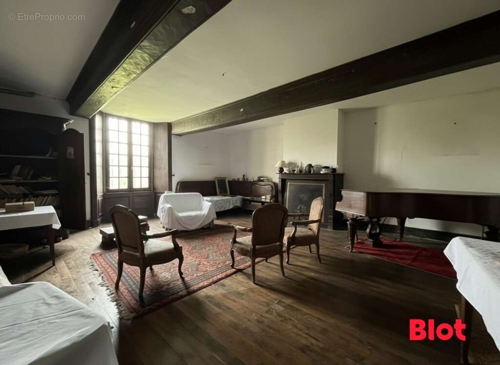 Maison à MARTIGNE-FERCHAUD