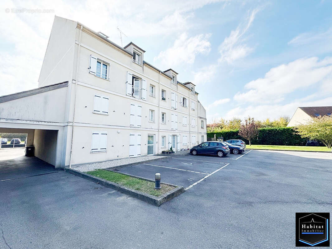 Appartement à LE PLESSIS-BELLEVILLE