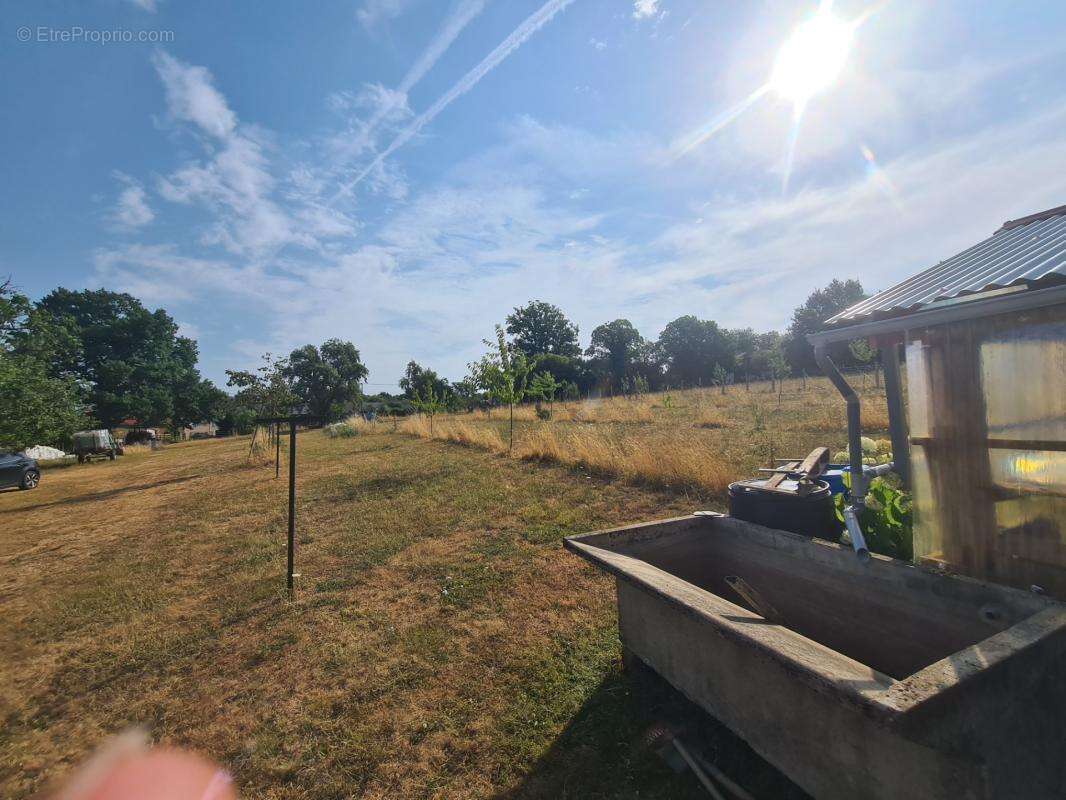 Maison 5 pces, 100 m² – Grange 85 m² – Terrain 5 250 m² dont parcelle constructible – Châteauneuf-la-Forêt - photo 14