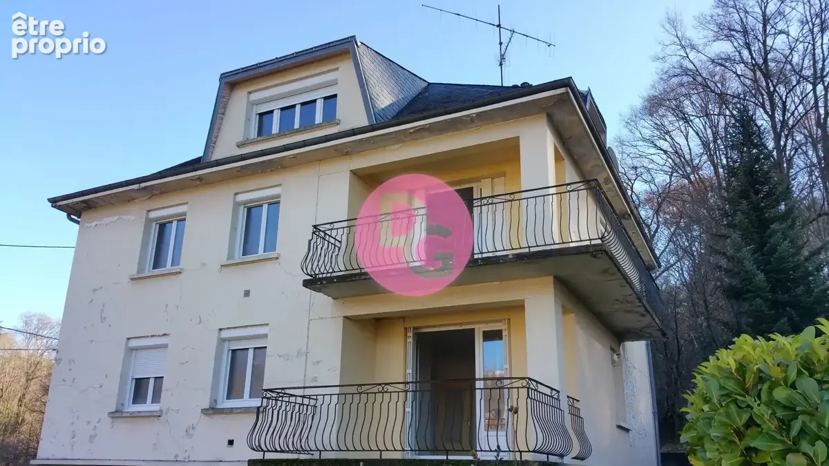 Maison à DECAZEVILLE