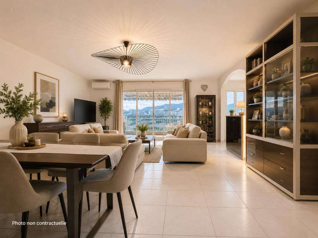 Appartement 95 m² à Marseille-8e  - photo 2