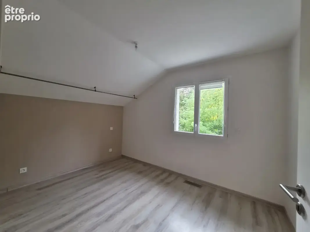 Maison individuelle d’environ 100 m2   3 chambres, jardin et garage - photo 6
