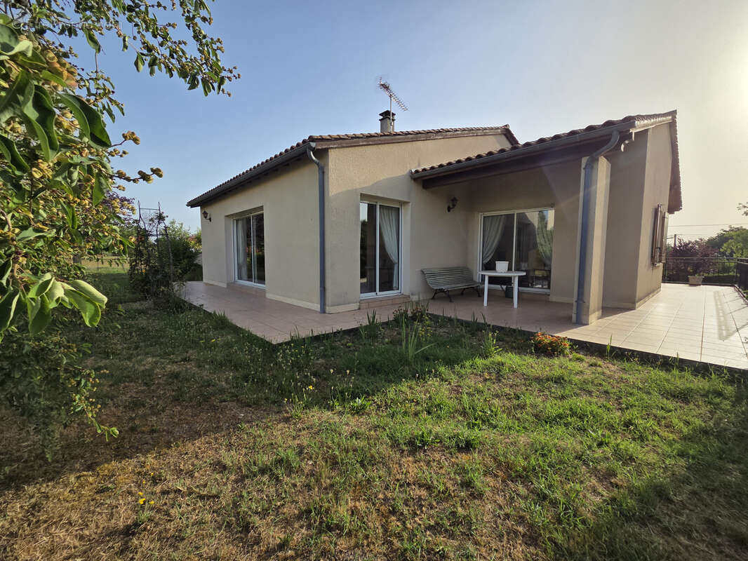 Maison à CASTILLONNES
