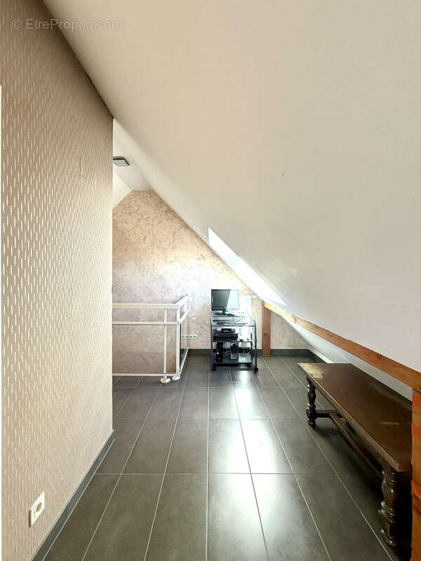 Berstett - L’esprit maison dans une petite copropriété   5 pièces de 141,63 m2 avec jardin, terrasse, garage - photo 18