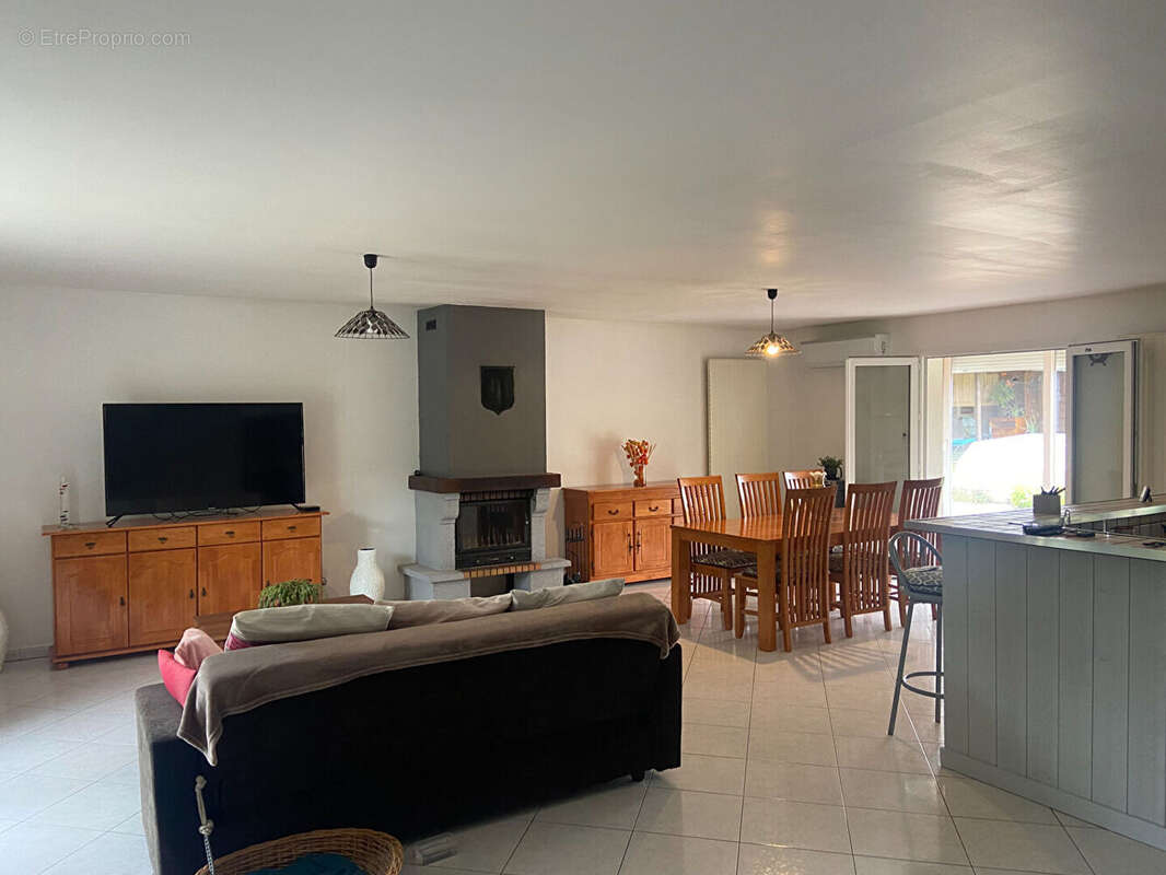 Maison à PARIGNY-LES-VAUX