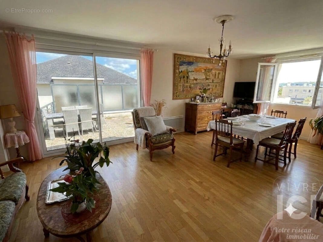 Appartement à TREILLIERES