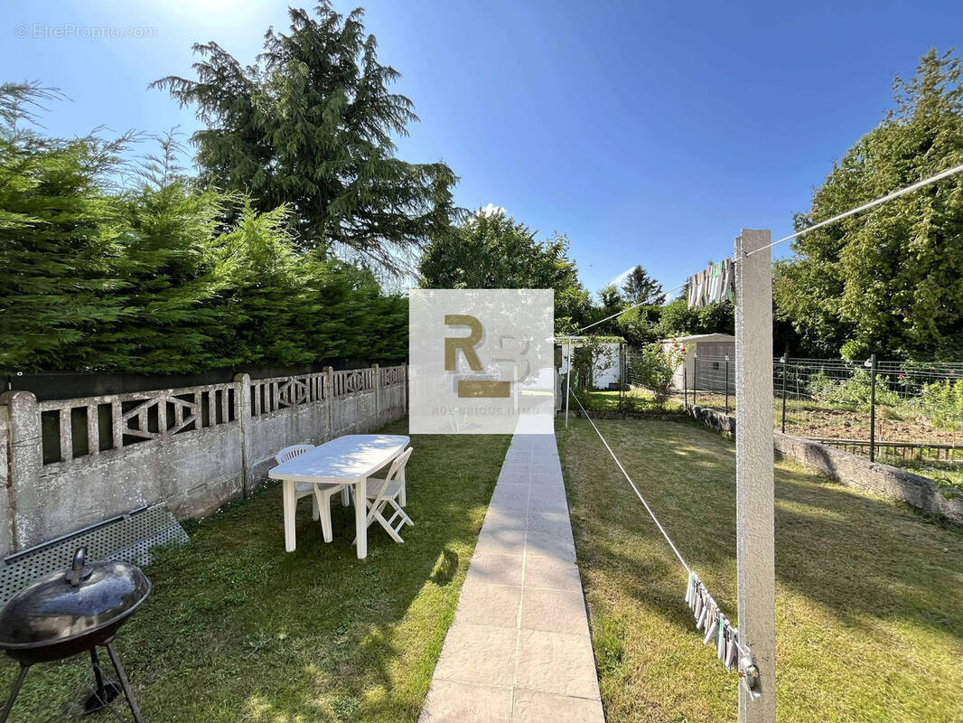 Maison à ANGRES