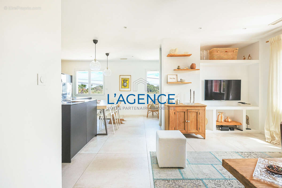 Appartement à HYERES