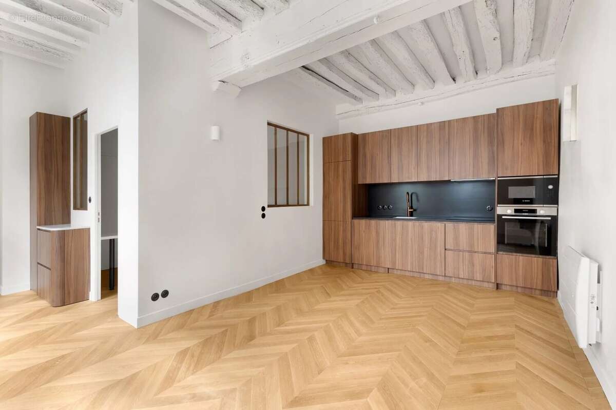 Appartement à PARIS-4E