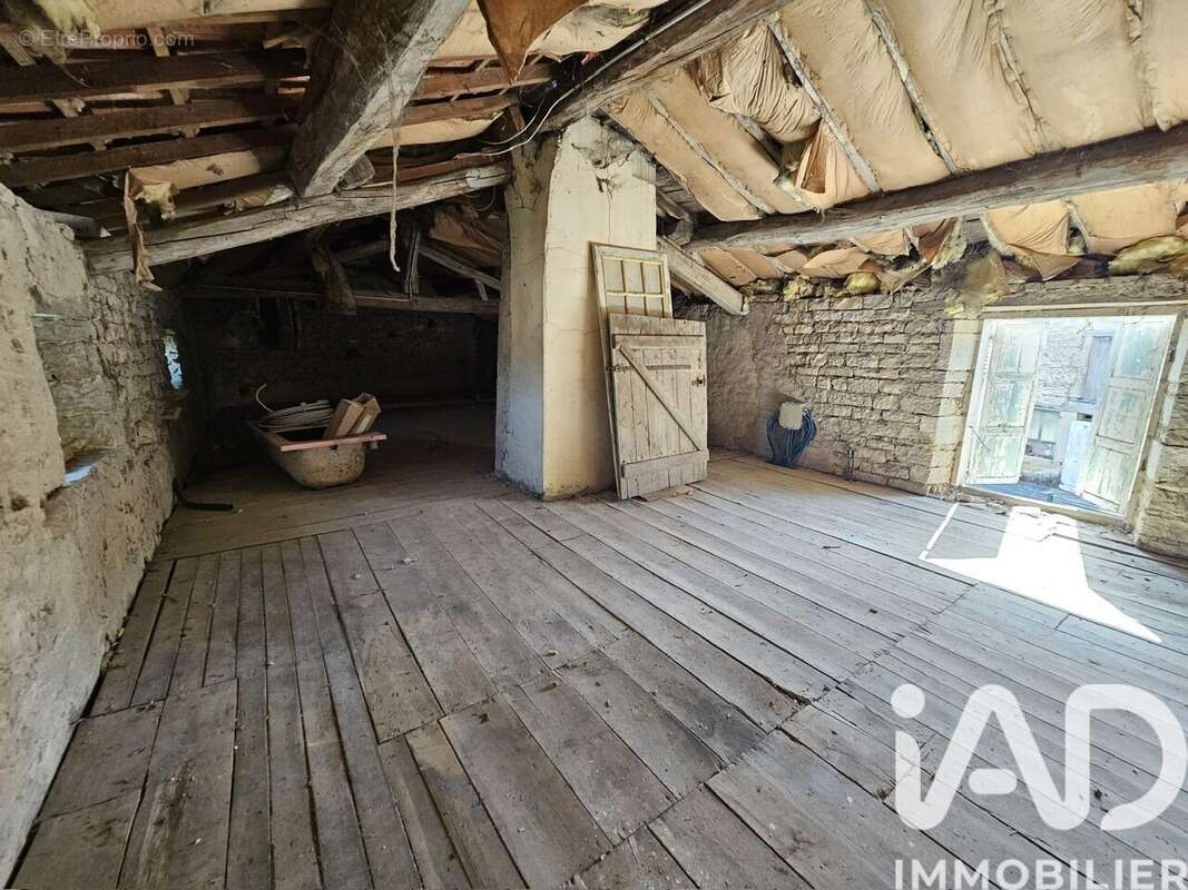 Photo 7 - Maison à DOMMARTIN-LE-FRANC