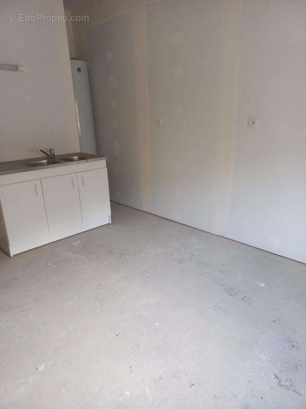 Maison à BRUAY-LA-BUISSIERE